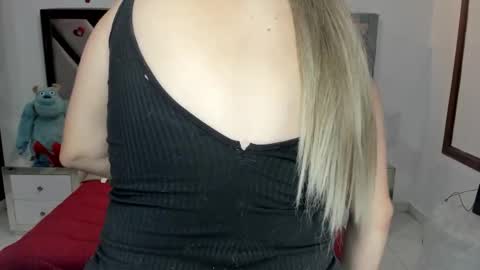 natalia5560 online show from 10/28/25, 01:03