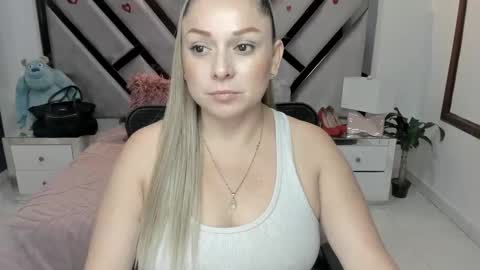 natalia5560 online show from 11/16/25, 01:49