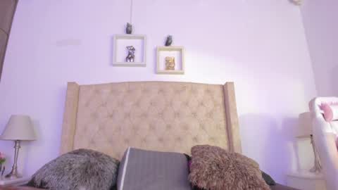 Natalia online show from 01/04/25, 03:18