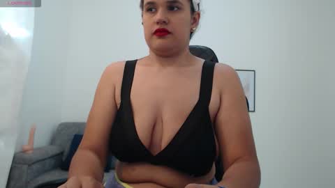 Nathalia online show from 11/05/25, 05:35