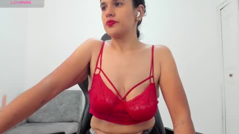 Nathalia online show from 07/28/26, 08:52