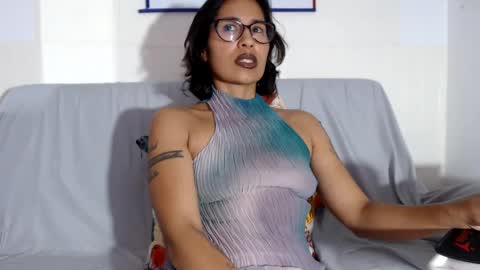 Snapshot of natalia_nylon chatting on 09/16/25, 11:39 CATHALINA NATA online show from 09/16/25, 11:39