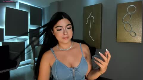 Snapshot of nataliagaret chatting on 11/20/25, 02:56 Nata online show from 11/20/25, 02:56