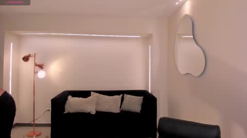 Snapshot of nataliagaret chatting on 11/23/25, 05:35 Nata online show from 11/23/25, 05:35