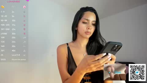 Snapshot of nataliarey_ chatting on 03/07/25, 09:59 nataliarey_ online show from 03/07/25, 09:59