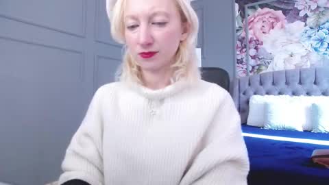 Snapshot of natalie_bitton chatting on 02/21/25, 07:34 Natalie online show from 02/21/25, 07:34