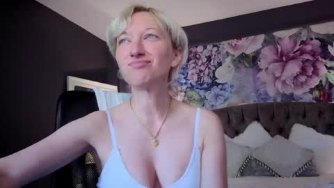 Natalie online show from 05/16/26, 07:05