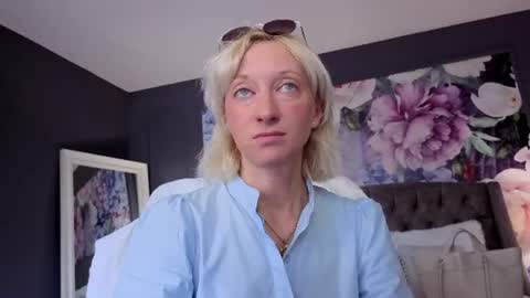 Natalie online show from 06/15/26, 06:59