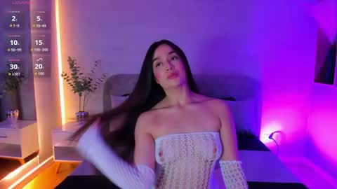 NATALIE BLAZE online show from 07/05/26, 04:19