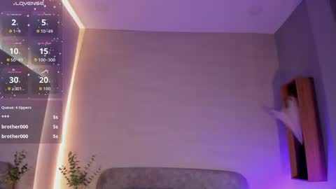 NATALIE BLAZE online show from 07/10/26, 12:04