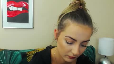 NatalieSexy online show from 10/28/25, 07:23