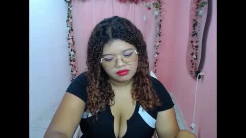 natalie_tits1 online show from 09/30/25, 05:29