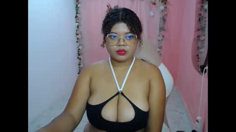 natalie_tits1 online show from 10/08/25, 04:48