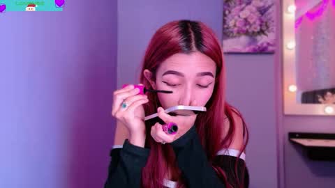 natalliapradas online show from 12/15/25, 04:11