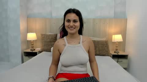 Nataly Calderon online show from 03/09/25, 09:13