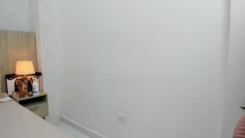 Snapshot of nataly_calderon chatting on 10/21/25, 03:07 Nataly Calderon online show from 10/21/25, 03:07