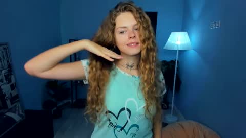 Natalie online show from 10/19/25, 05:08