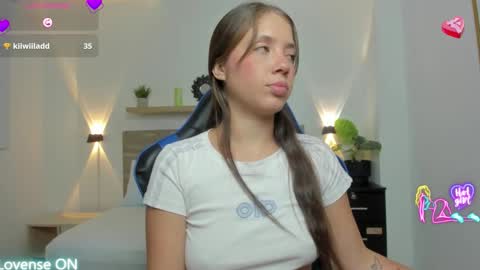 Snapshot of nataly_rodri chatting on 02/27/26, 02:33 Nataly online show from 02/27/26, 02:33