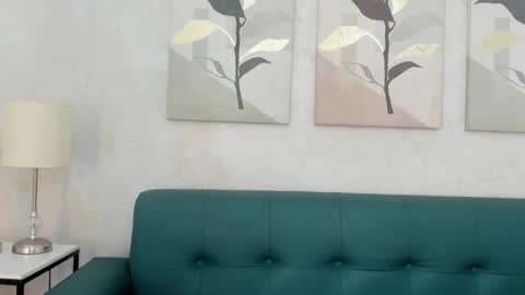 Snapshot of nataly_velez chatting on 09/10/25, 12:05 Naty online show from 09/10/25, 12:05