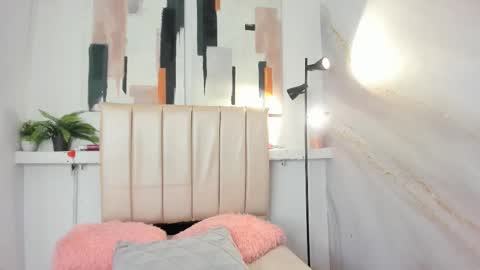 Naty online show from 12/15/25, 03:49