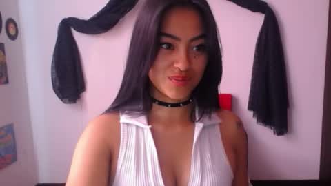 Snapshot of natalyescobar_lx chatting on 12/04/24, 02:37 Nataly Escobar online show from 12/04/24, 02:37