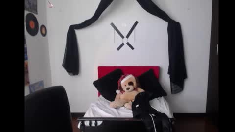 Snapshot of natalyescobar_lx chatting on 01/15/25, 06:19 Nataly Escobar online show from 01/15/25, 06:19