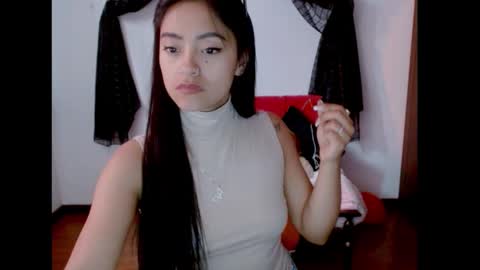 Snapshot of natalyescobar_lx chatting on 02/25/25, 03:05 Nataly Escobar online show from 02/25/25, 03:05