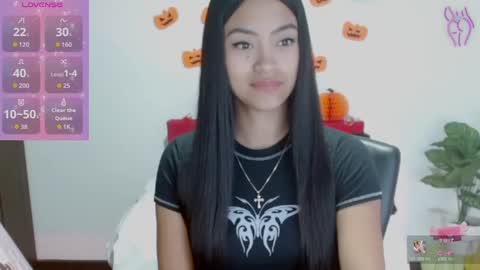 Nataly Escobar online show from 10/02/25, 12:56