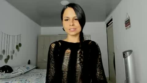natalyfitt_7 online show from 12/22/25, 10:18