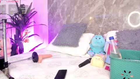 Megan online show from 07/04/26, 10:27
