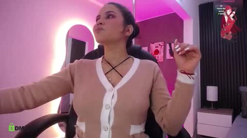 natasha online show from 10/17/25, 01:03