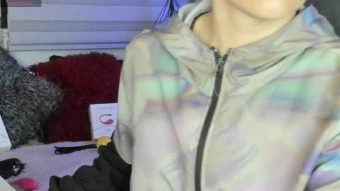 Natasha online show from 05/10/26, 04:06