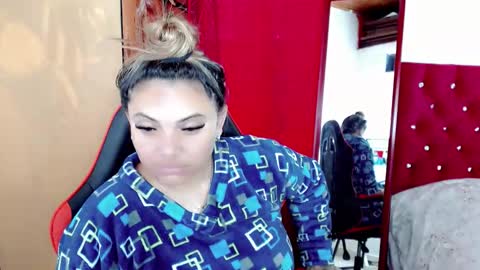 natasha__magics online show from 09/17/25, 06:42