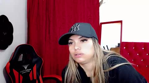 natasha__magics online show from 11/27/25, 12:02