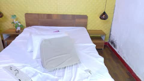 natasha online show from 10/27/25, 09:08