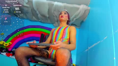 natasha_clifford online show from 11/18/25, 07:18