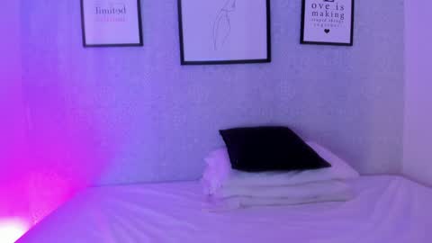  Natasha  online show from 12/24/24, 12:44