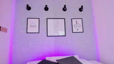 Snapshot of natasha_harpper chatting on 11/13/25, 11:20 Natasha online show from 11/13/25, 11:20