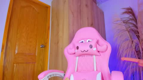       online show from 12/03/24, 11:02