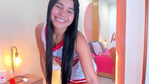 Snapshot of natasha_jurado chatting on 01/09/25, 01:08 N A T A S H A online show from 01/09/25, 01:08