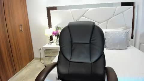 natasha kiim online show from 06/28/26, 03:12