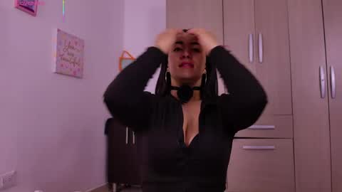 natasha_klump online show from 06/10/26, 10:03