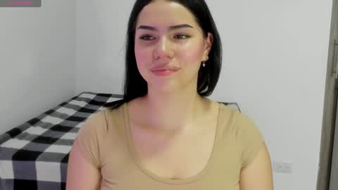 Natalia online show from 01/08/25, 03:40