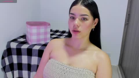 Natalia online show from 01/19/25, 12:28