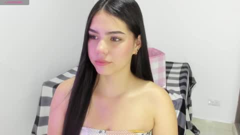 Natalia online show from 02/08/25, 12:28