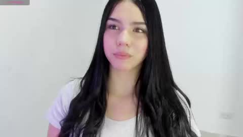 Natalia online show from 02/18/25, 10:25