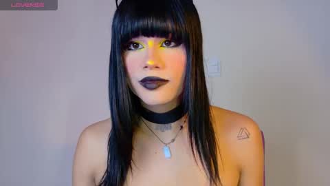 Snapshot of natasha_winz chatting on 10/02/25, 05:25 Natahsa  online show from 10/02/25, 05:25