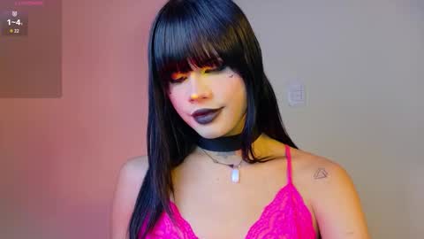 Snapshot of natasha_winz chatting on 10/17/25, 06:05 Natahsa  online show from 10/17/25, 06:05