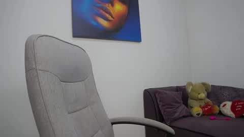 natashaboobs online show from 02/12/25, 10:35