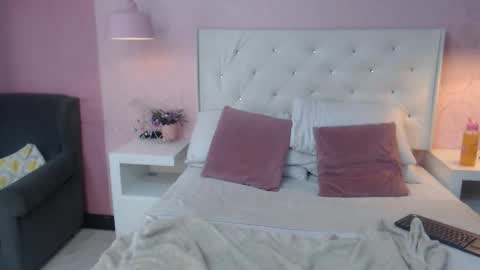 natashabrinkley online show from 10/06/25, 02:42